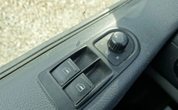 Volkswagen Caravelle T5 Caravelle Facelifting długi rozstaw osi 2.0 BiTDI 180KM 2012 Volkswagen Caravelle 2.0TDI 180KM DSG Automat Long 9 osobowy Zarejestrowan, zdjęcie 24