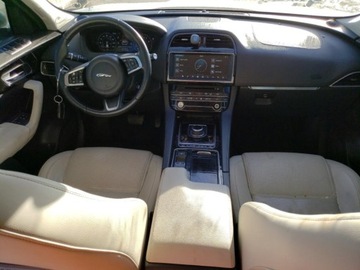 Jaguar F-Pace 2020 Jaguar F-Pace Jaguar F-PACE 25t Prestige AWD, od ubezpieczalni 2.0 Benzyna, zdjęcie 6