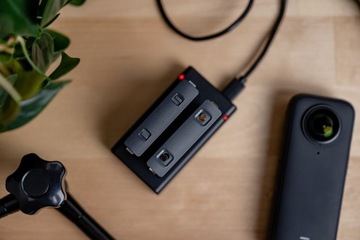 Аккумуляторная батарея Newell для камеры Insta360 X3