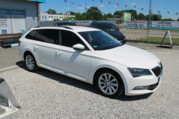 Skoda Superb III Kombi 2.0 TDI 150KM 2016 Škoda Superb Skoda Superb F-Vat Salon Polska, zdjęcie 4