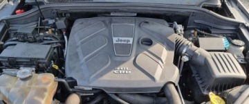 Jeep Grand Cherokee IV Terenowy 3.0 V6 CRD 241KM 2012 Jeep Grand Cherokee 112012r, 3.0 Diesel. 4x4. Uszkodzony lewy bok. Jezdzi., zdjęcie 4