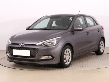 Hyundai i20 II Coupe 1.2 MPI 84KM 2017 Hyundai i20 1.2, Salon Polska, 1. Właściciel, zdjęcie 1