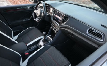 Volkswagen T-Roc I SUV 1.5 TSI ACT 150KM 2019 Volkswagen T-Roc 1,5 TSI 150 KM R-LINE Panorama Nawigacja Virtual Tacho FU, zdjęcie 23