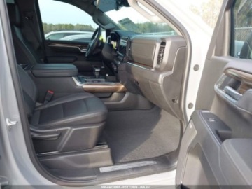 Chevrolet Silverado II 2025 Chevrolet Silverado 1500 Short Bed RST 2025 5.3 Benzyna 355KM, zdjęcie 9