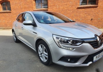 Renault Megane IV Hatchback 5d 1.2 Energy TCe 100KM 2016 Renault Megane LED Bezwypadkowa Serwis GetHelp 1.2 Benzyna 100KM, zdjęcie 1