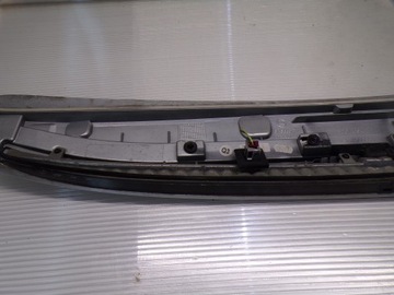 LOĎKA TŘETÍ SVĚTLO STOP MERCEDES W211 KOMBI FACELIFT