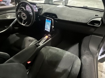  McLaren Artura Automotive 2025 3.0l 3.0 Hybryda 691KM, zdjęcie 8