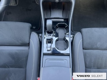 Volvo XC40 Crossover Facelifting 2.0 B3 163KM 2024 Volvo XC 40 XC40 B3 Plus Dark Pakiet Driver Assist, zdjęcie 15