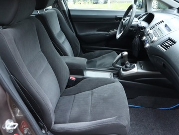 Honda Civic VIII Sedan 1.8 i-VTEC 140KM 2010 Honda Civic 1.8 i, Salon Polska, Klima, zdjęcie 8