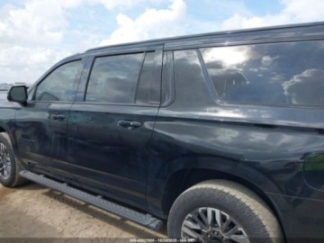 Chevrolet Suburban GMT900 2025 Chevrolet Suburban 2025r., 4x4, 5.3L 5.3 Benzyna 335KM, zdjęcie 5