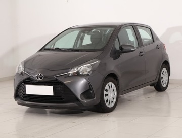 Toyota Yaris III Hatchback 5d Facelifting 2017 1.0 VVT-i 72KM 2020 Toyota Yaris 1.0 VVT-i, Salon Polska, zdjęcie 1