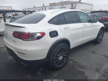 Mercedes GLC C253 2021 Mercedes-Benz GLC 300 4Matic Coupe 2021 2.0l 2.0 Benzyna 255KM, zdjęcie 5