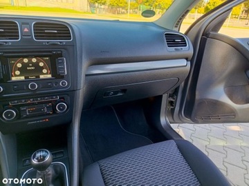 Volkswagen Golf VI Hatchback 5d 1.2 TSI 105KM 2011 Volkswagen Golf Volkswagen Golf 1.2 TSI BlueMotion Technology Comfortline, zdjęcie 23