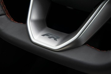 Seat Leon IV Sportstourer 1.5 eTSI (MHEV) 150KM 2024 Seat Leon Sportsourer FR 1.5 eTSI 150 KM DSG DEMO, zdjęcie 28