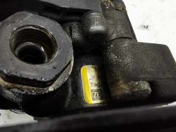 BMW 5 E39 2000 ČERPADLO SERVA