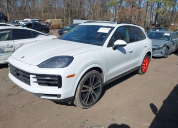 Porsche Cayenne III SUV Facelifting 3.0 353KM 2024 Porsche Cayenne 2024r.,Cayenne, 4x4, 3L, od ubezpieczalni 3.0 Benzyna 353KM, zdjęcie 2