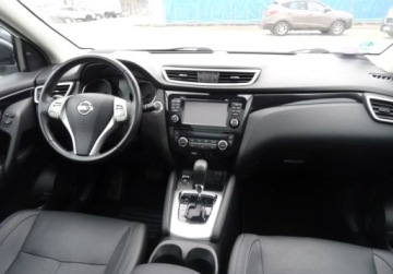 Nissan Qashqai II Crossover 1.2 DIG-T 115KM 2017 Nissan Qashqai 1.2TCE 115KM Automat Ledy Navi Kamera Oplacony 1.2, zdjęcie 15