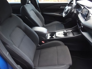 Nissan Qashqai III Crossover 1.3 DIG-T MHEV 158KM 2022 Nissan Qashqai 1.3 DIG-T MHEV, Salon Polska, zdjęcie 8