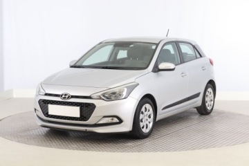 Hyundai i20 I Hatchback 5d Facelifting 1.1 CRDi 75KM 2015 Hyundai i20 1.1 CRDi, Salon Polska, Serwis ASO, zdjęcie 1