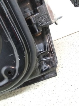 DVEŘE LEVÉ ZADNÍ 040 SEDAN MERCEDES-BENZ TŘÍDA E IV (2009- ) W212