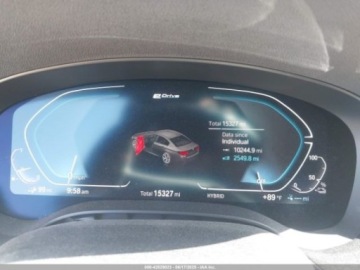 BMW Seria 5 G90-91 2023 BMW Seria 5 530E 2023, od ubezpieczalni 2.0 Benzyna 181KM, zdjęcie 6