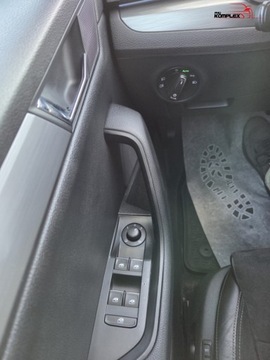 Skoda Superb III Liftback 2.0 TDI 190KM 2016 Skoda Superb 2.0 TDI 190KM Automat Canton ACC Hak Gwarancja 2.0 Diesel, zdjęcie 28