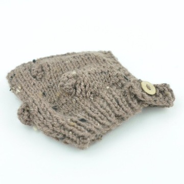 Czapka z włóczki dla lalki Miniland 38cm karmel