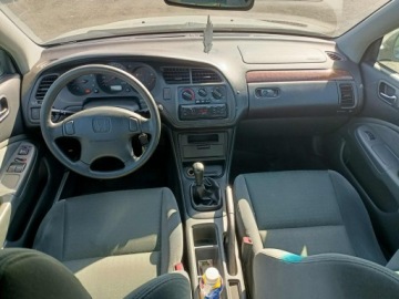 Honda Accord VI Sedan 1.8 i 136KM 2001 Honda Accord 1.8 Vtec+LPG 01r, zdjęcie 6