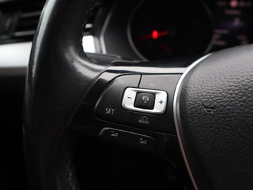 Volkswagen Passat B8 Variant 1.8 TSI BlueMotion Technology 180KM 2017 VW Passat 1.8 TSI, Salon Polska, Automat, Navi, zdjęcie 19