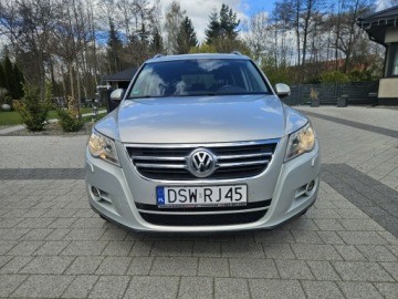 Volkswagen Tiguan I 2009 Volkswagen Tiguan 2.0 170 KM Klimatronik Napęd, zdjęcie 1