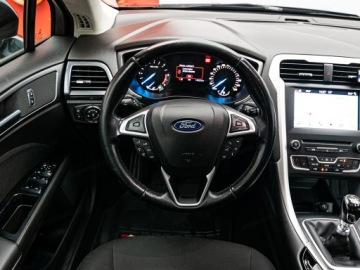 Ford Mondeo V Kombi 2.0 TDCi 150KM 2016 FORD Mondeo 2.0 TDCi Trend Combi 150KM 2016, zdjęcie 9