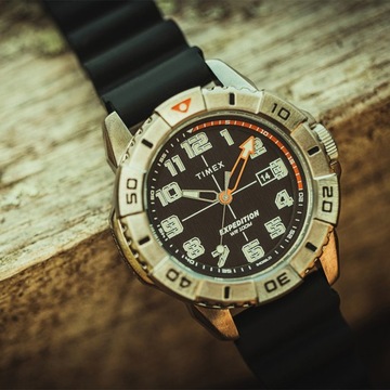 Zegarek Męski Timex TW2V40600 czarny pasek