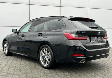 BMW Seria 3 G20-G21 Touring 2.0 330e 292KM 2022 BMW Seria 3 Naped 4x4 Hak Lopatki FV 23 2.0 Hybryda Plug-in 292KM, zdjęcie 5