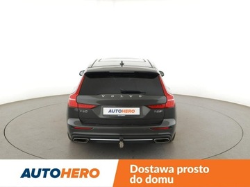 Volvo V60 II  Kombi 2.0 T8 Twin Engine 390KM 2019 Volvo V60 GRATIS! Pakiet Serwisowy o wartości, zdjęcie 5