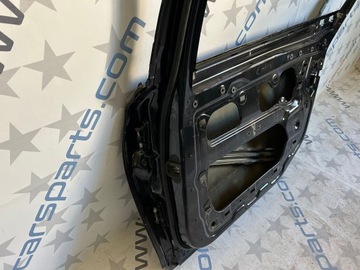 BMW 7 F01 F02 F03 F04 2011 ZADNÍ STRANA PRAVÁ DVEŘE