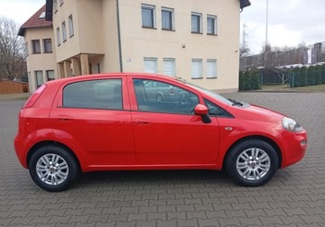 Fiat Punto Punto 2012 Hatchback 3d 1.2 69KM 2016 Fiat Grande Punto Zarejestrowany - ubezpieczony - wersja Young 1.2 Benzyna, zdjęcie 6