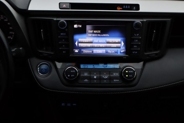 Toyota RAV4 IV MPV Facelifting 2.5 Hybrid 197KM 2018 Toyota RAV 4 2.5 Hybrid, Salon Polska, Serwis ASO, zdjęcie 12