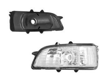 VOLVO C30 S40 V50 S60 S80 V70 migacz lusterka lewy