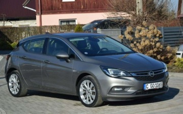 Opel Astra K Hatchback 5d 1.0 Turbo 105KM 2016 Opel Astra 1.0B Navi PDC Led Klimatronik Oryginal Lakier 2016r Sprowadzony