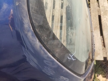 SUZUKI LIANA I VÍKO KUFRU KUFRU ZADNÍ Z2U