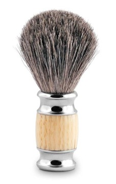 Набор для бритья Frank Shaving с бритвой и кисточкой из барсучьего волоса.