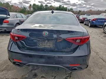 Alfa Romeo Giulia II Sedan Facelifting 2.0 Turbo 280KM 2023 Alfa Romeo Giulia Ti 2023 2.0l 2.0 Benzyna 280KM, zdjęcie 9