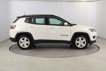 Jeep Compass II SUV 1.4 MultiAir 140KM 2018 Jeep Compass 1.4 MultiAir, Salon Polska, zdjęcie 5