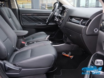 Mitsubishi Outlander III 2015 Mitsubishi Outlander PHEV*zadbany*BATERIE 100%*ASO*OKAZJA*plug-IN, zdjęcie 26