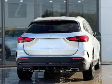 Mercedes GLA II Off-roader Facelifting 1.3 200 163KM 2026 MERCEDES-BENZ GLA 200 AMG Line Suv 1.3 (163KM) 2026, zdjęcie 4