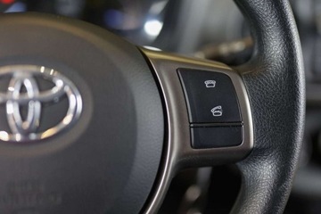 Toyota Yaris III Hatchback 5d Facelifting 2017 1.5 Dual VVT-iE 111KM 2020 Toyota Yaris 1.5 Active 1.5 Benzyna 111KM, zdjęcie 18