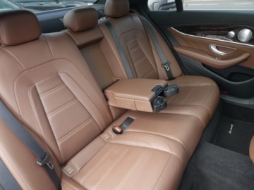 Mercedes Klasa E W213 Limuzyna AMG 3.0 AMG 43 401KM 2017 Mercedes E43 AMG 401 4m Burmaster Pamięć AirMatic Panorama Designo 20" Blis, zdjęcie 23