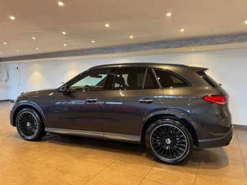 Mercedes GLC C254/X254 Coupe 2.0 220d 197KM 2025 MERCEDES-BENZ GLC 220 d 4-Matic AMG Line 2.0 (197KM) 2025, zdjęcie 2