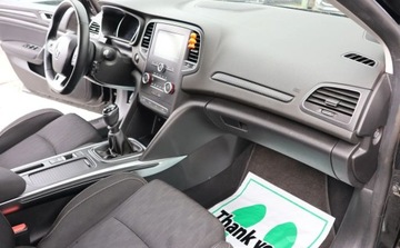 Renault Megane IV Grandtour 1.3 TCe 140 FAP 140KM 2019 Renault Megane Nawigacja, Multifunkcja, El. Szyby, Grzane Fotele, Czujniki, zdjęcie 10