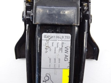 ПОДЪЕМНИК АВТОМОБИЛЬНЫЙ AUDI A3 8V 5Q0011031B